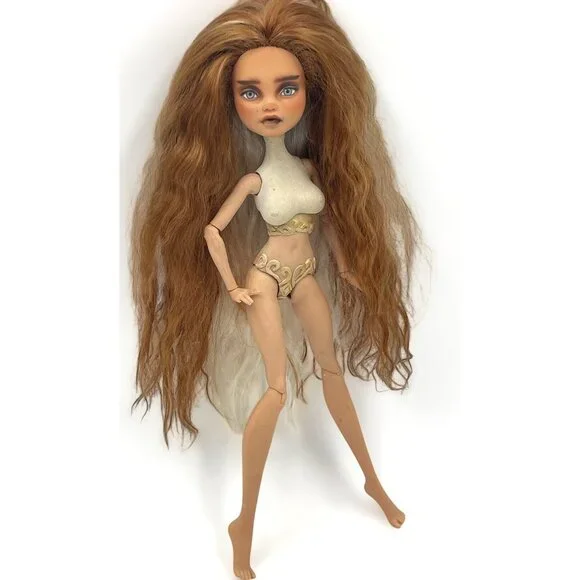 Custom Monster High Doll OOAK HYBRID with Ever After High Body By Liskaooak - Picture 5 of 9